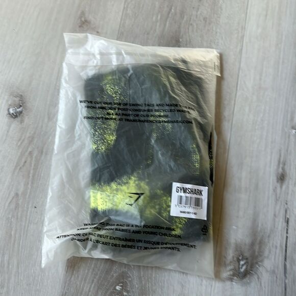Gymshark GS Power Regular Leggings Size M in Green/Moss Olive Print NWT in packa - Picture 8 of 9